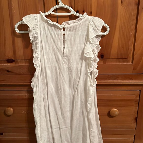 LOFT | White Ruffle Top - Picture 3 of 3